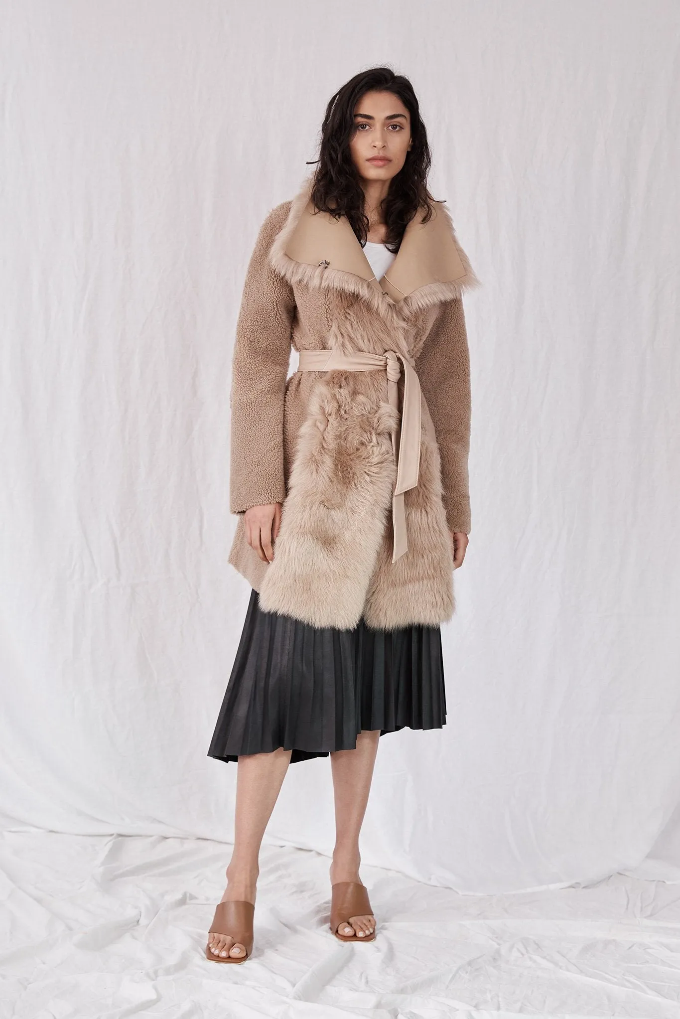 Chelsea Slouch Shearling Coat Biscuit Shearling