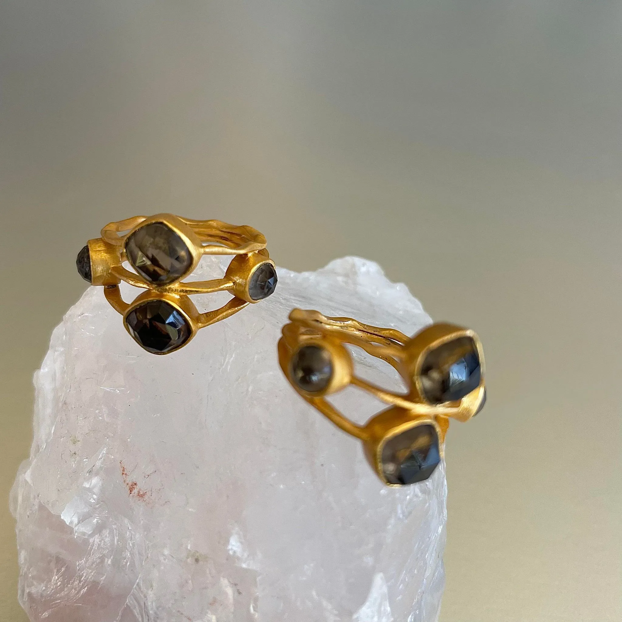 Daphne Ring With Smoky Quartz