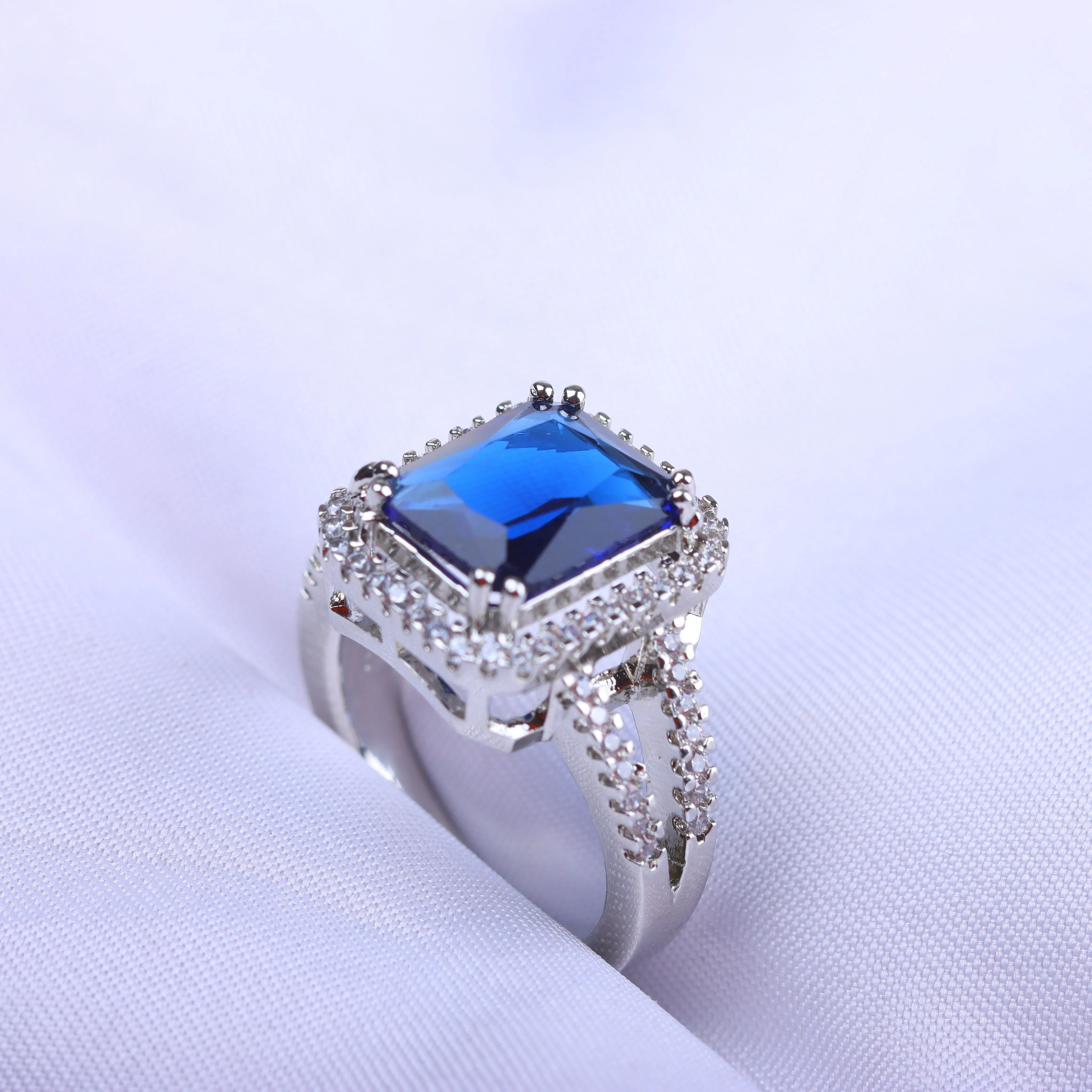 G.Silver Blue Stone Ring.