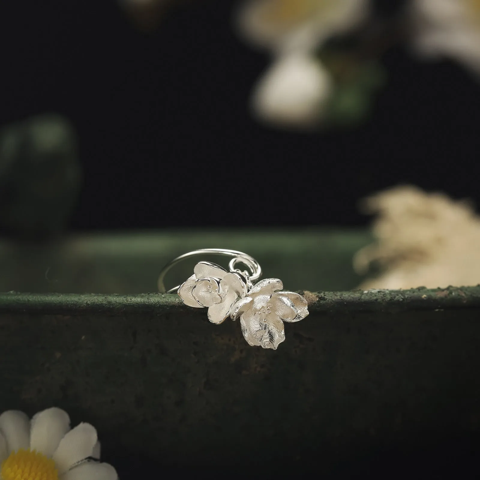 Jasmine Pin Ring