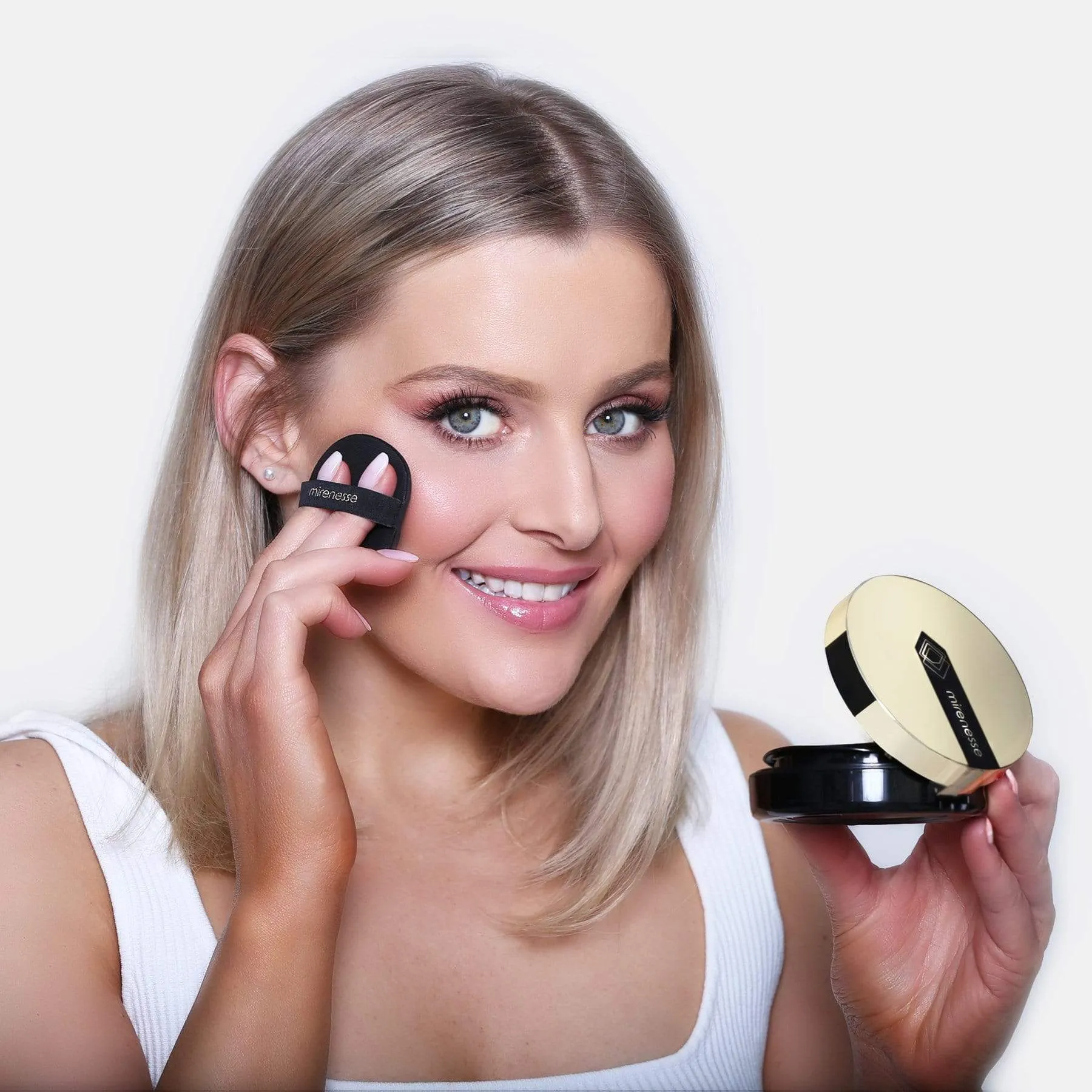 *Limit 3* 10 Collagen Cushion Compact Foundation- Winner Best Foundation 11. Porcelain