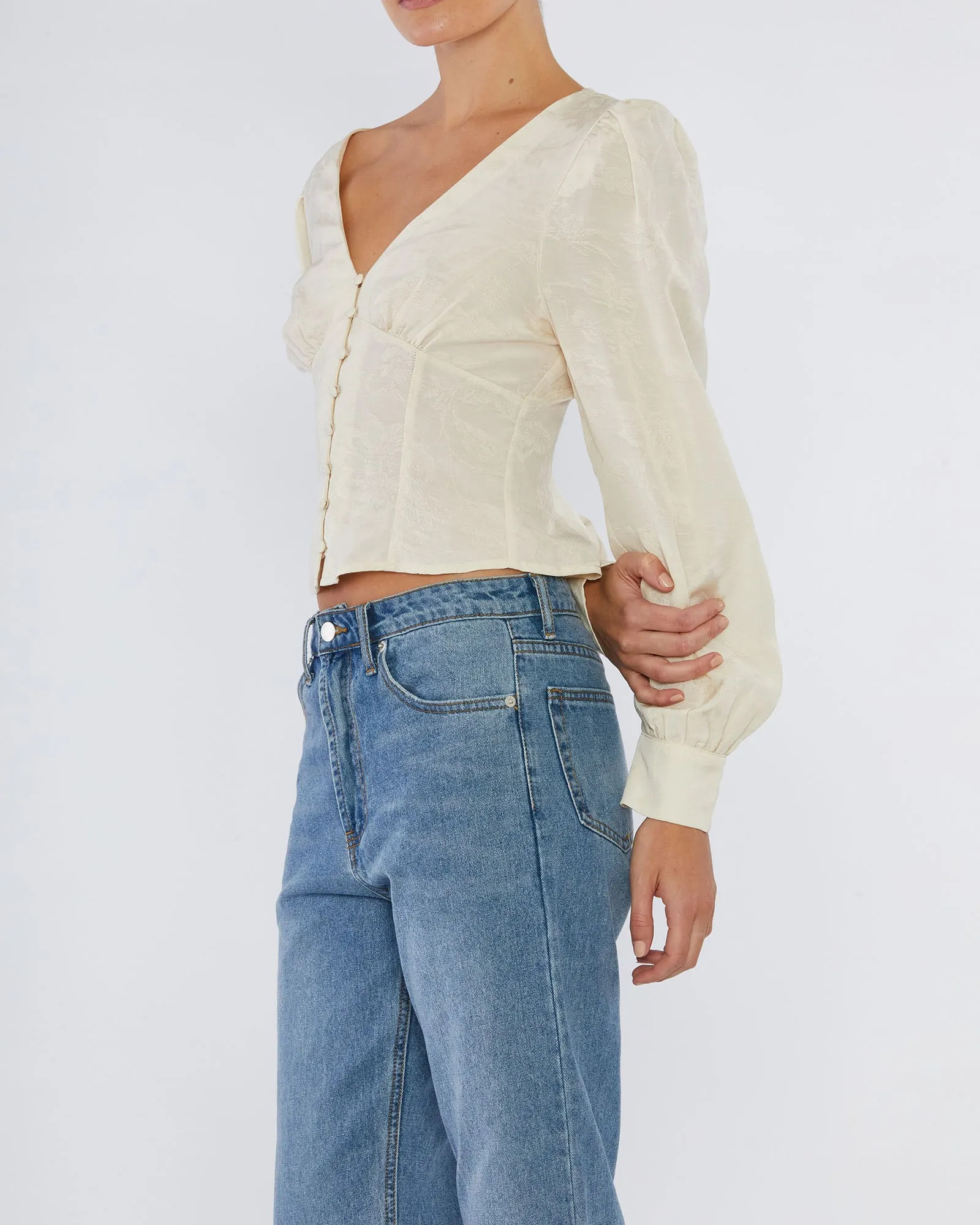 Loren Linen Jacquard V-Neck Top - Crema