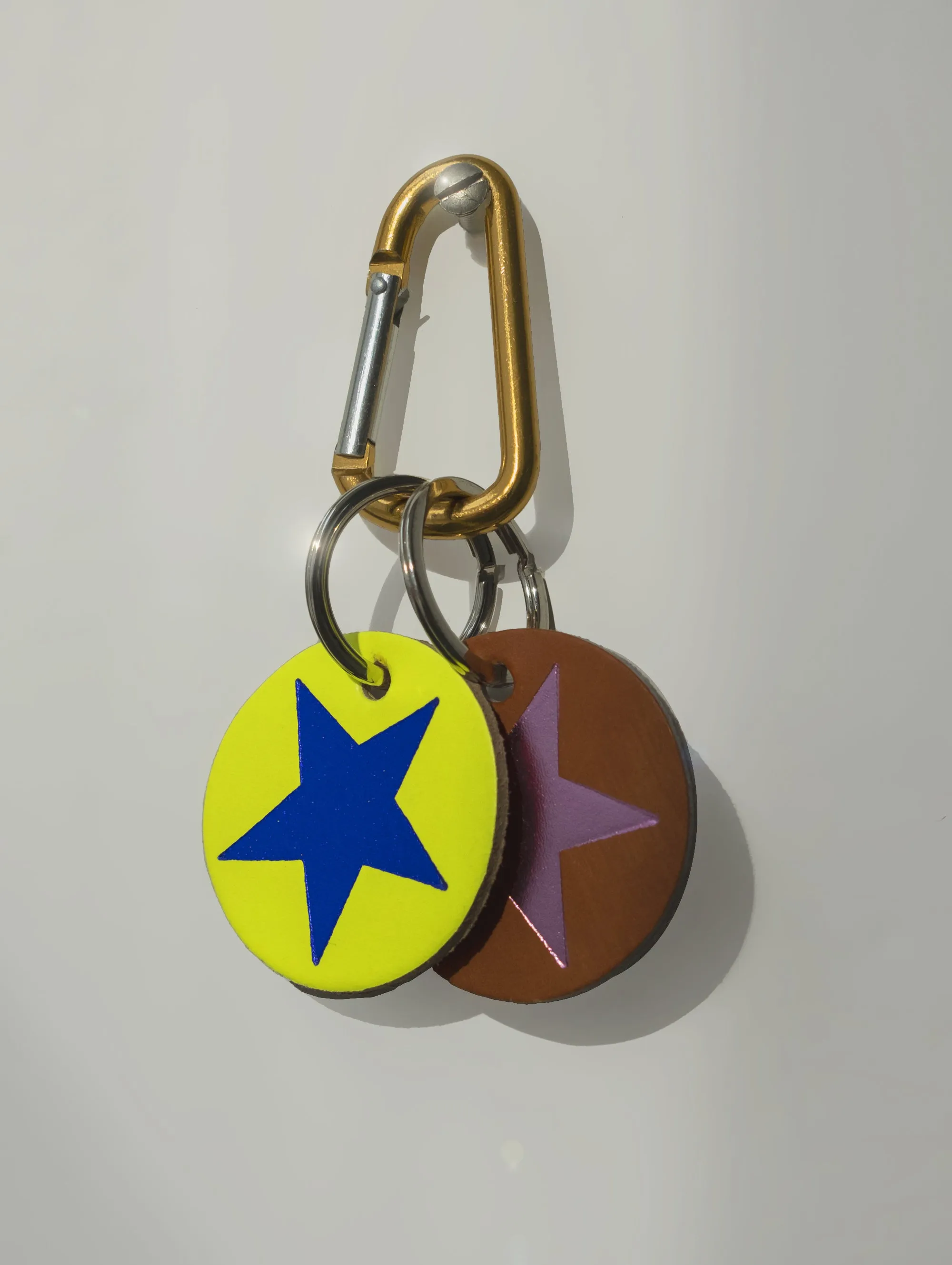 NEON FOIL STAR KEY RING