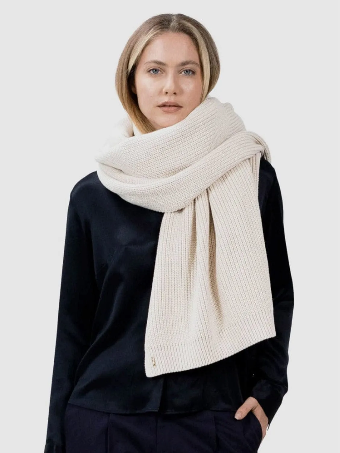 Olden Cotton Blanket Scarf & Throw | Egret