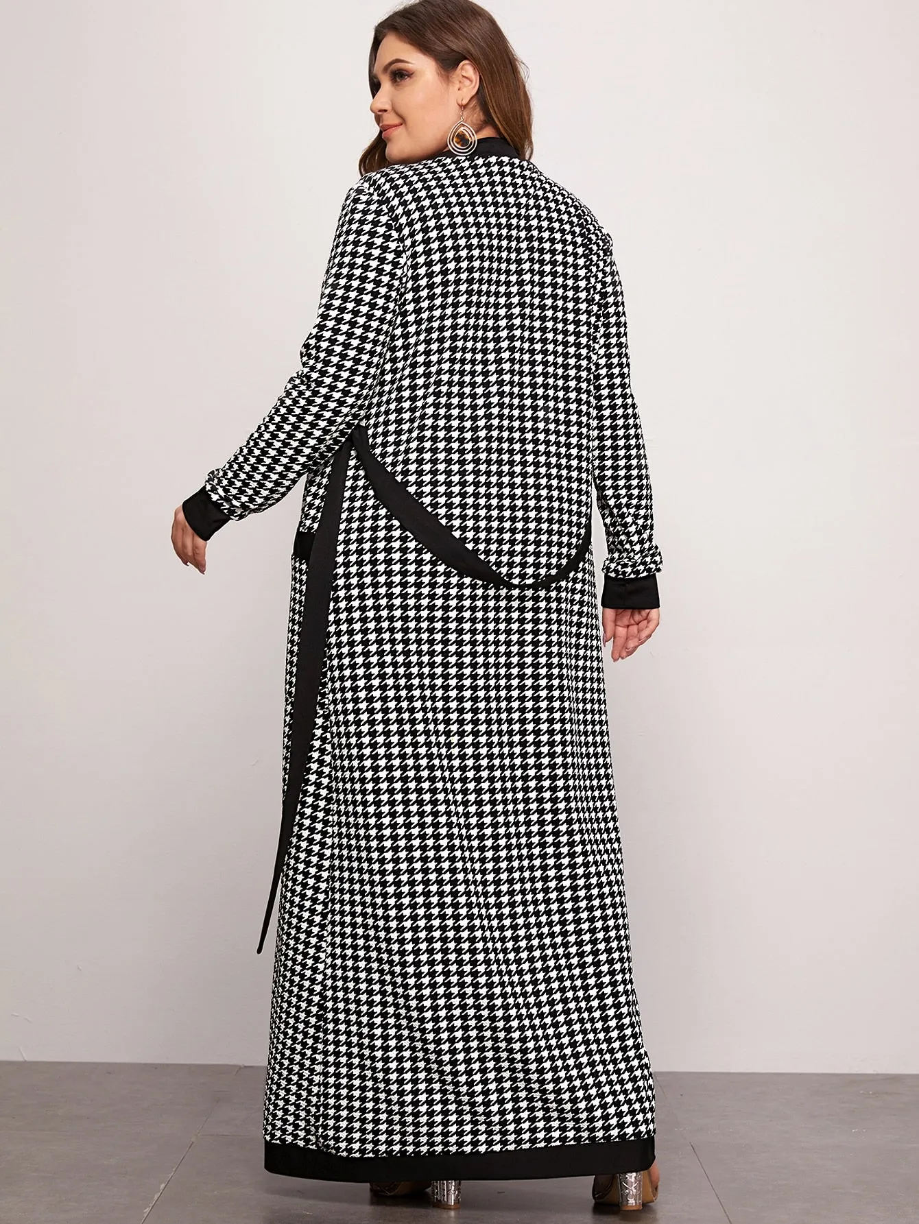 Plus Patch Pocket Belted Houndstooth Coat Leggings Set