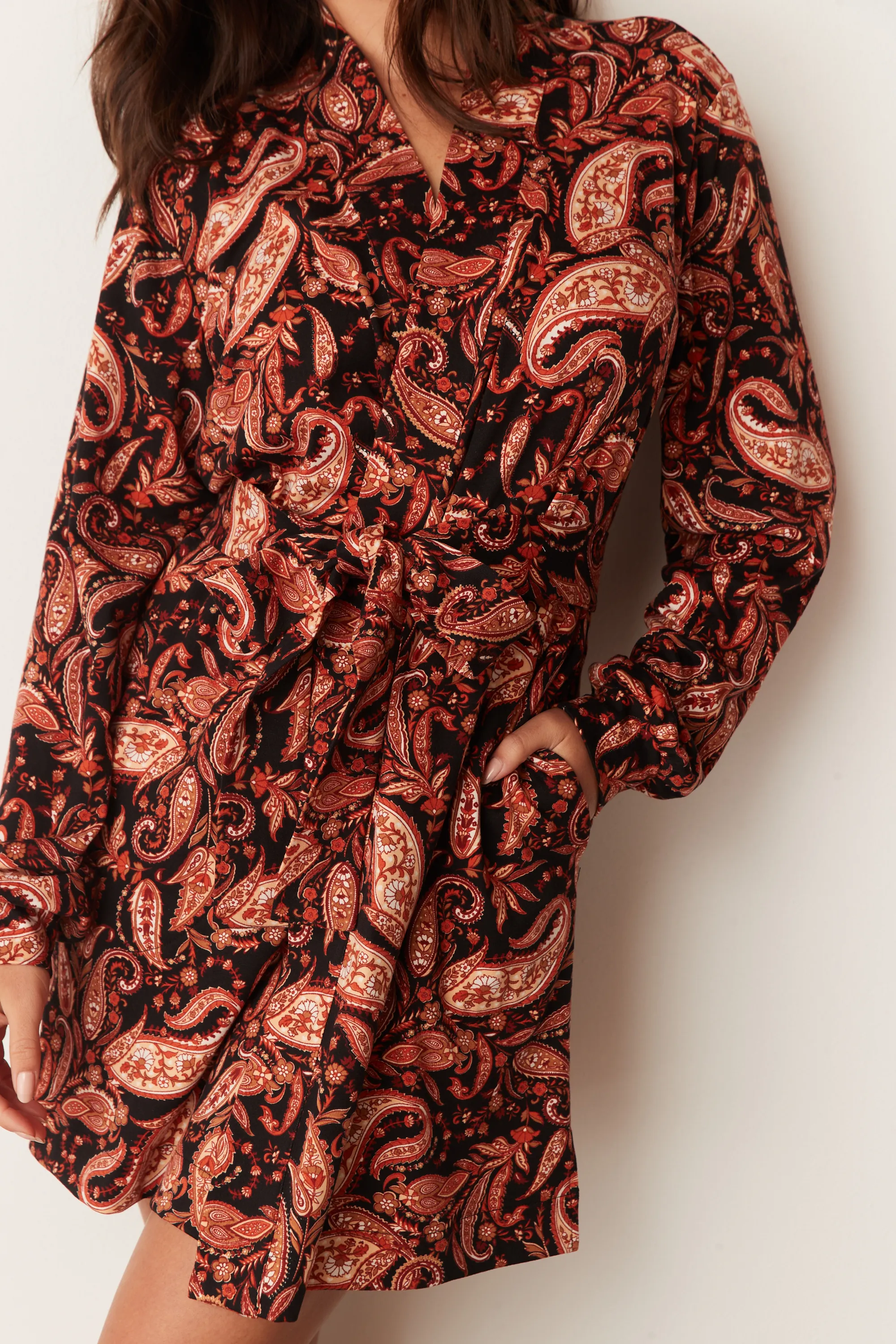 Quinn Banded Short Robe | Paisley