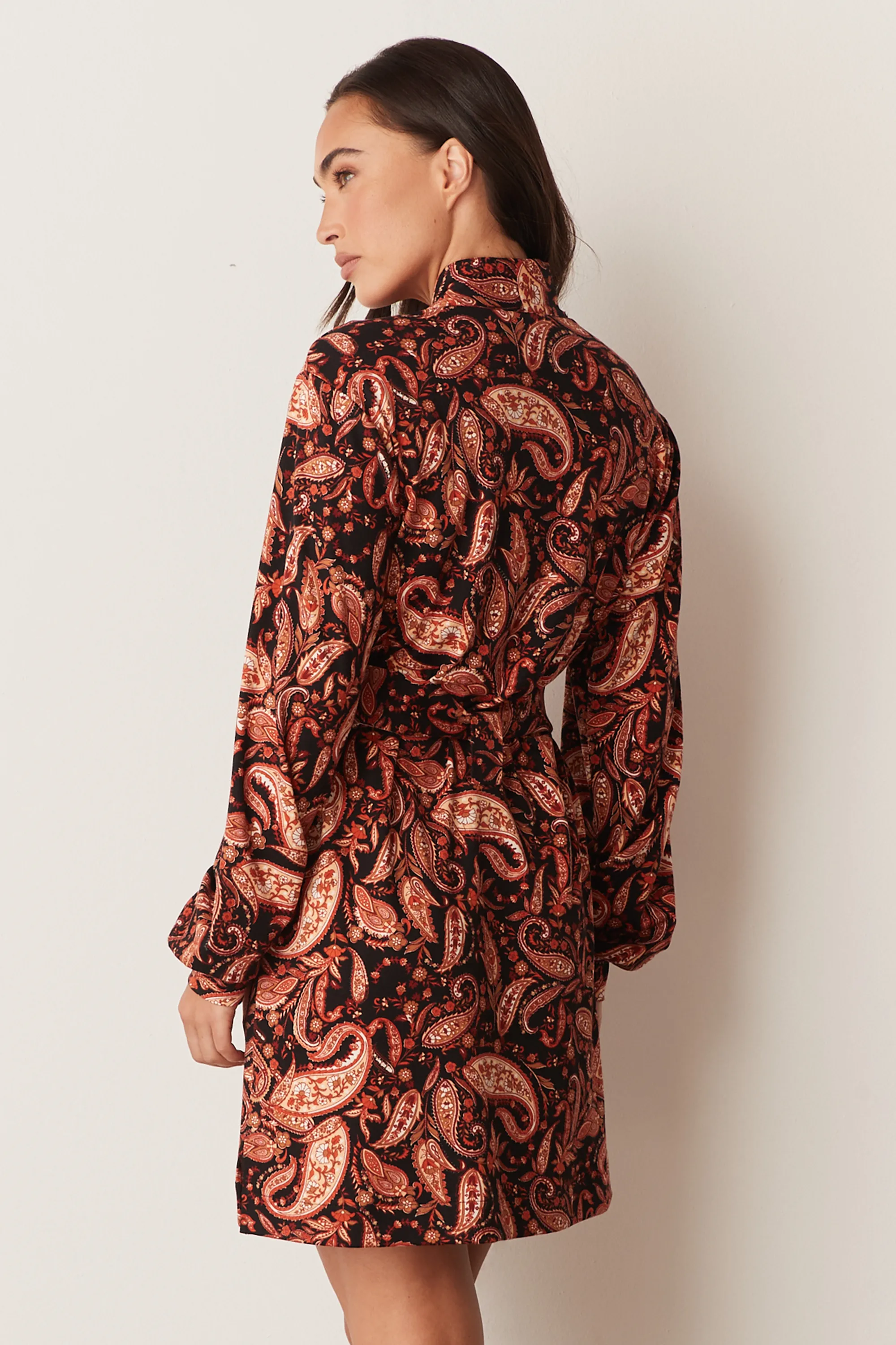 Quinn Banded Short Robe | Paisley