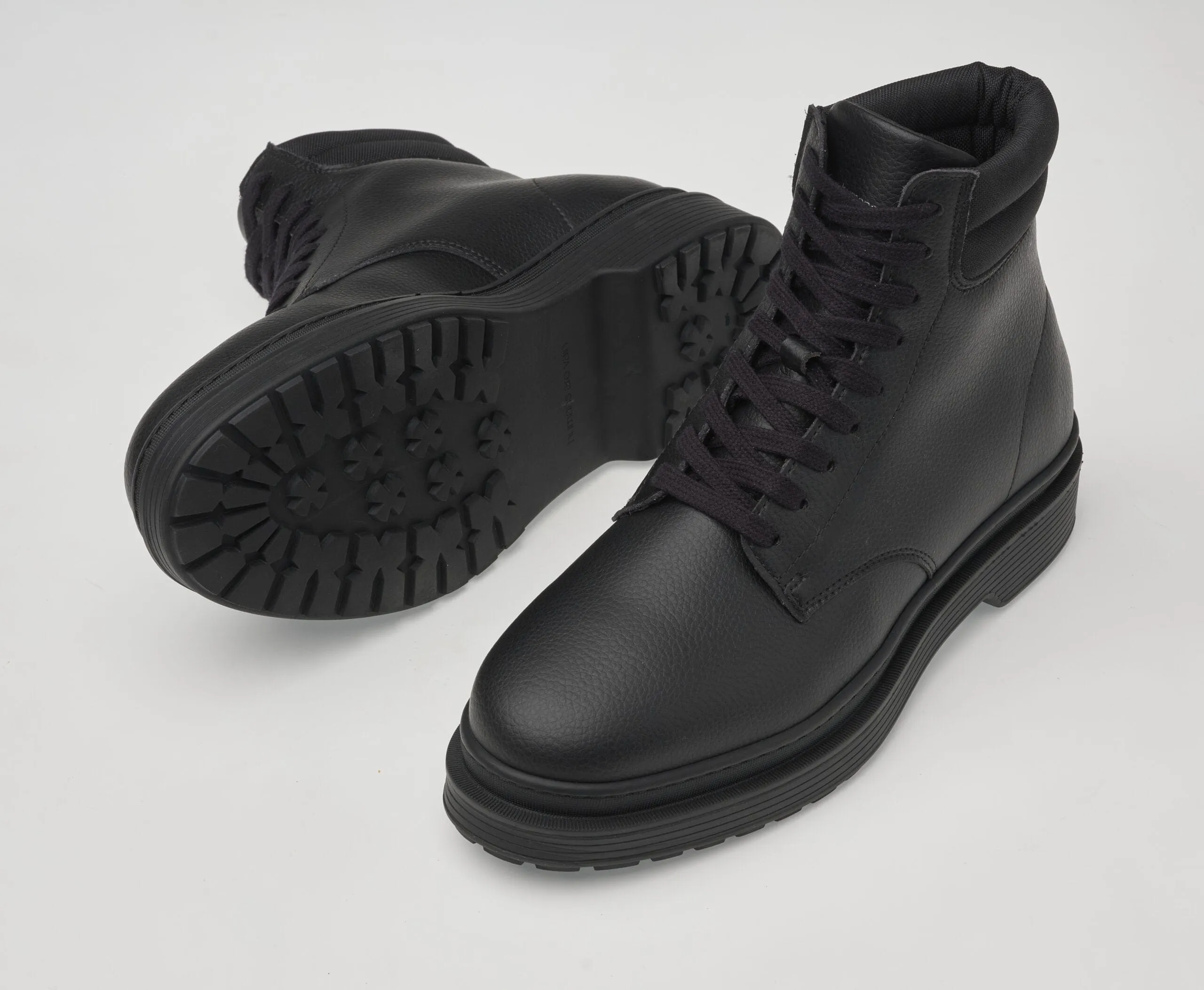 Revenge V2 Sustainable Vegan Ankle Boot | Black