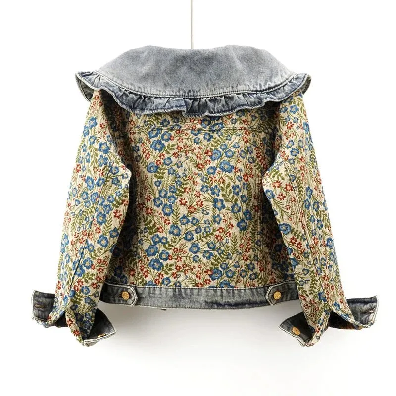 Stylish Autumn Denim Jacket with Jacquard Embroidery and Peter Pan Collar for Women